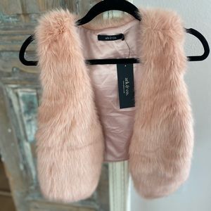 Fur vest